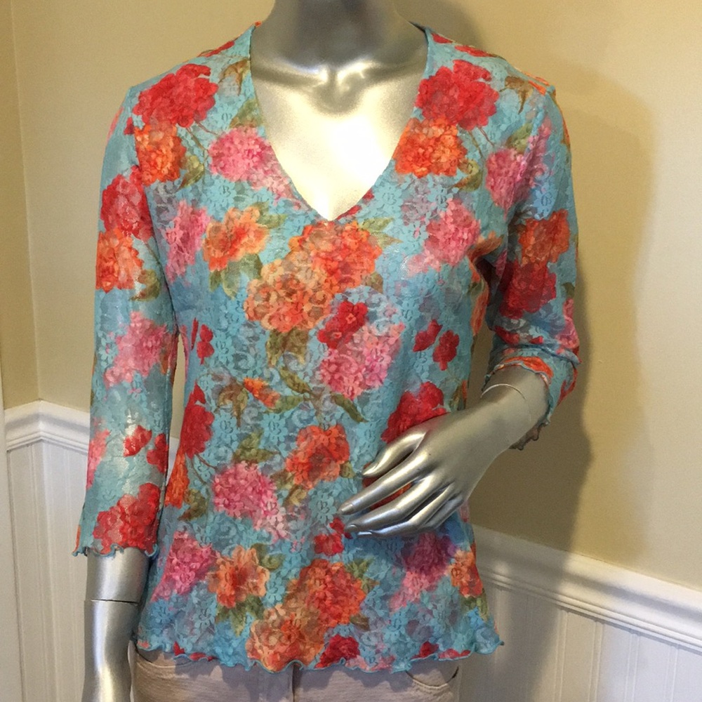 Floral lace top 3/4 Sleeves
